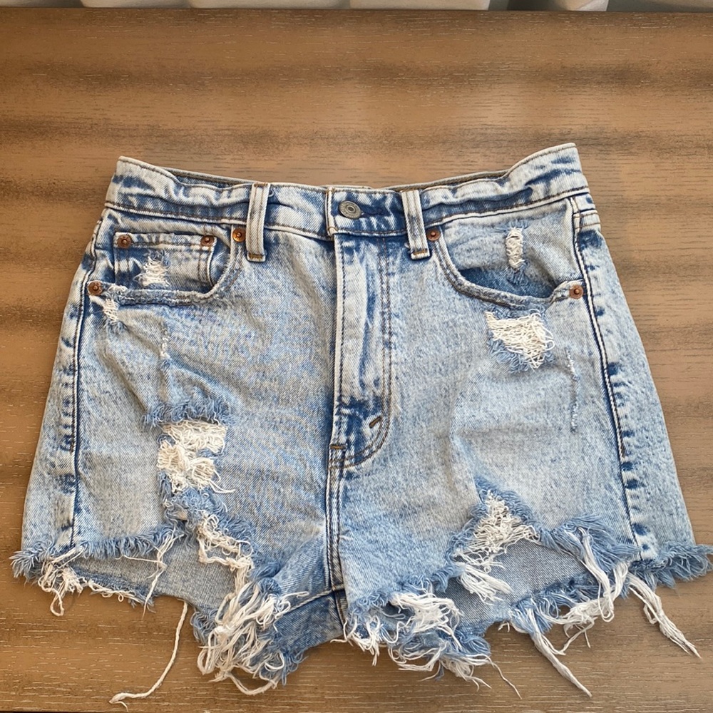 Abercrombie & Fitch High Rise Mom Short